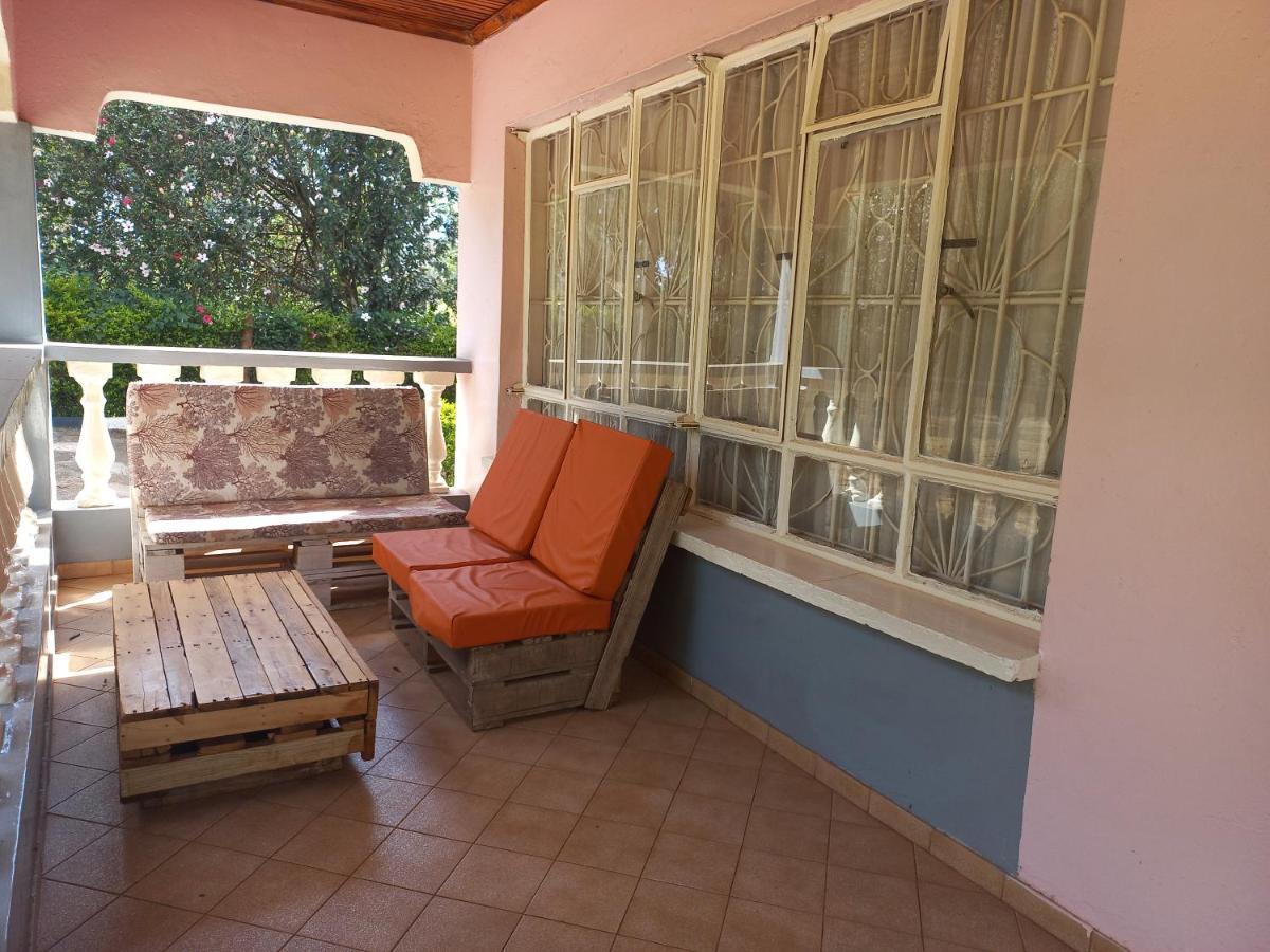 Kuniville Guest House Nyeri Exterior foto